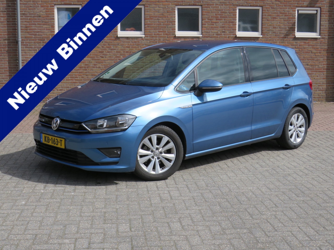 Volkswagen Golf Sportsvan - 1.0 TSI 115Pk Connected Series Automaat * Rijklaarprijs incl. garantie * DSG * Camera * Pa - AutoWereld.nl