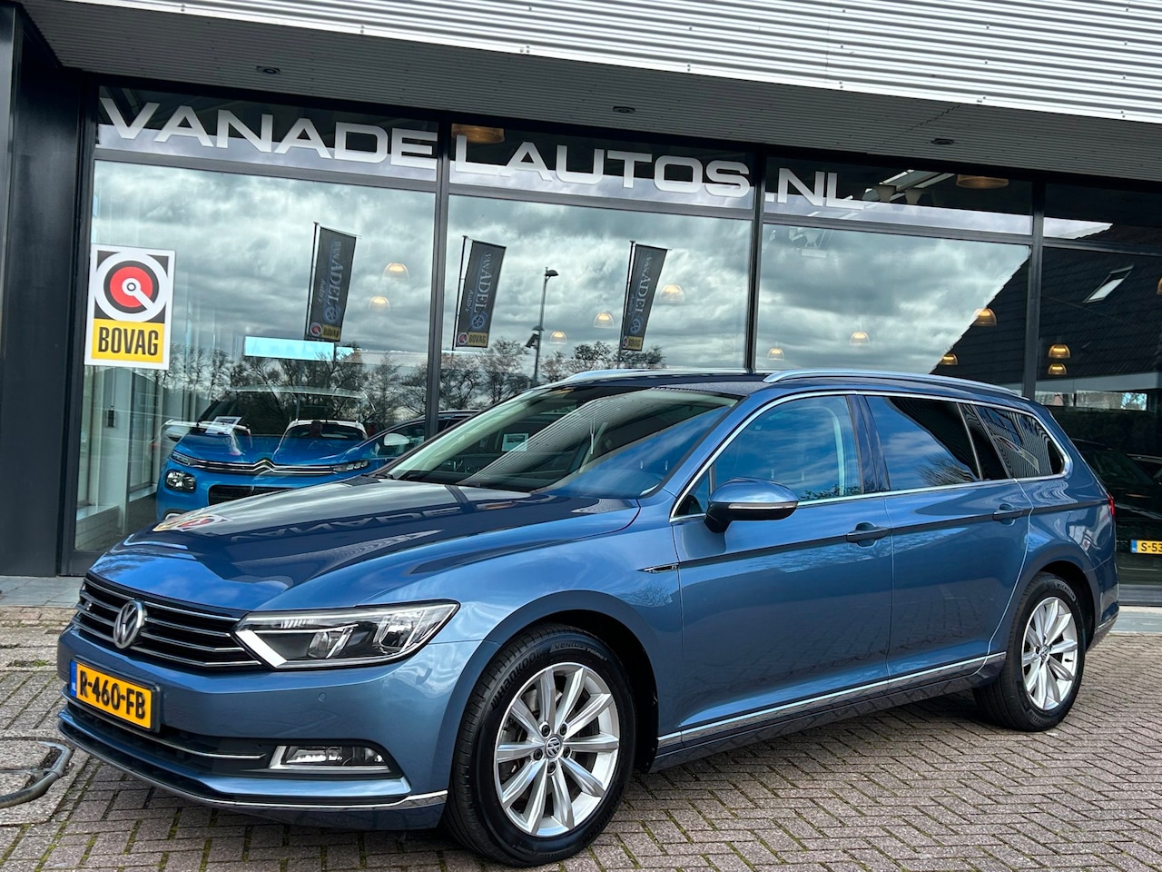 Volkswagen Passat Variant - TDI Highline Business R Adap.Cruise Navi Camera Trekhaak Dealeronderhouden! - AutoWereld.nl
