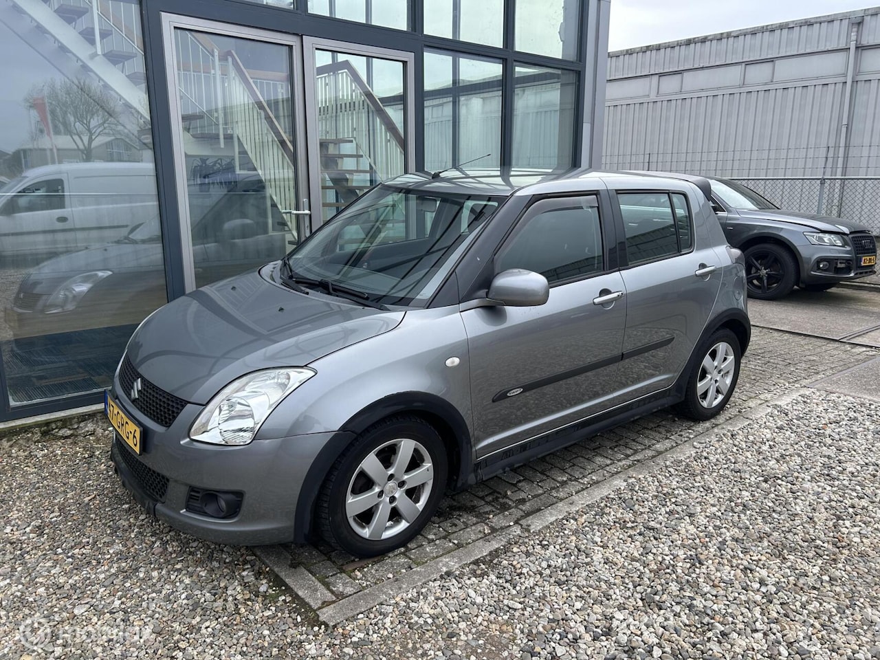 Suzuki Swift - 1.5 Exclusive Jaar Apk - AutoWereld.nl