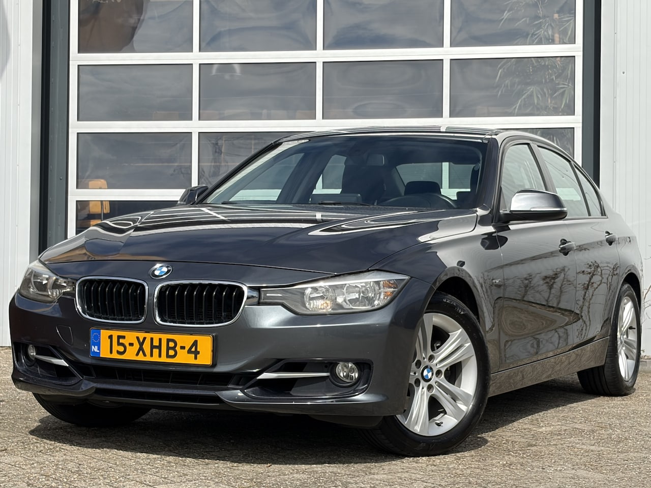 BMW 3-serie - 320i Executive 263pk | Sport-Line | Apple Carplay/Android Auto | Bluetooth | Cruise contro - AutoWereld.nl