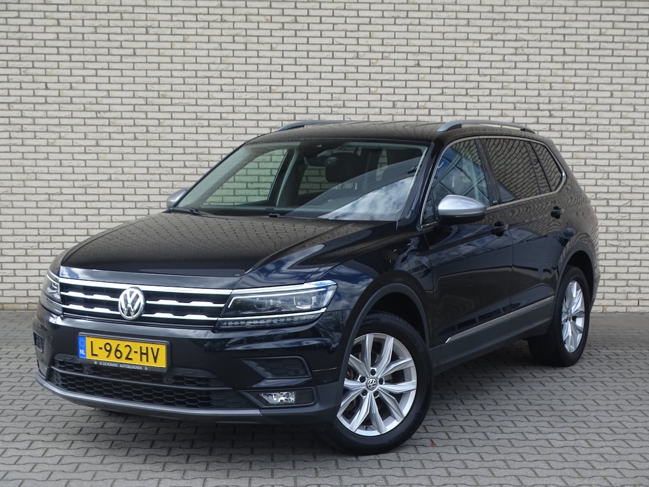 Volkswagen Tiguan Allspace - 1.5 TSI Comfortline Business 7p. | Led Koplampen | Trekhaak Wegklapbaar | Adaptieve Cruise - AutoWereld.nl
