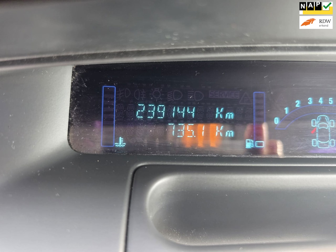 Renault Scénic - 1.6-16V Tech Line automaat NIEUW APK - AutoWereld.nl