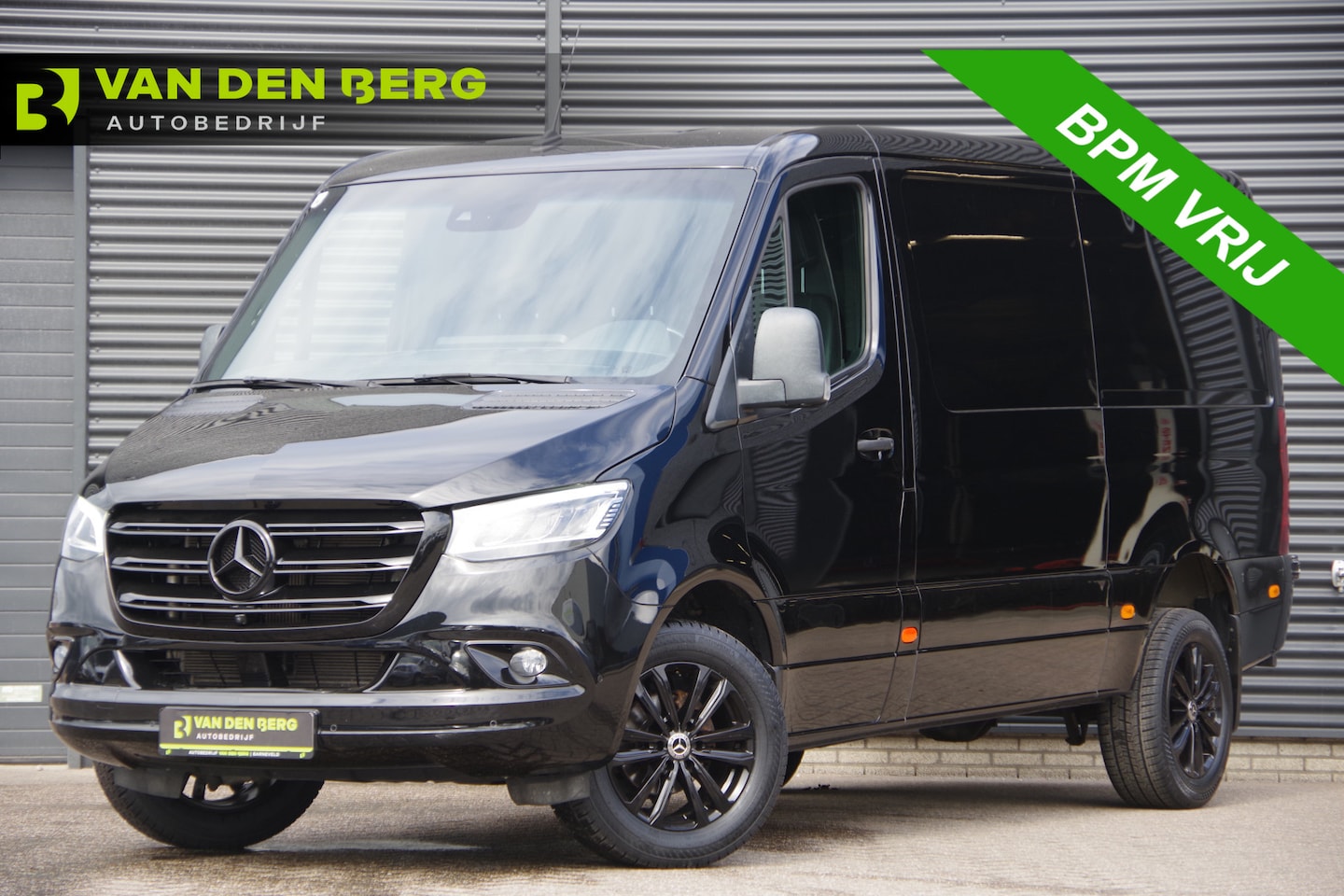 Mercedes-Benz Sprinter - 319 3.0 CDI V6 L2H1 AUT. LED, 360 CAMERA, ADAPT. CRUISE, MBUX 10'', LEDER, NAVI, CLIMA, VO - AutoWereld.nl