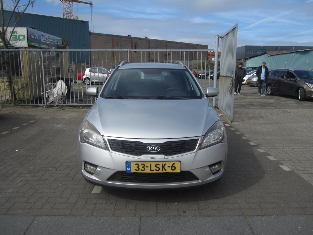 Kia Cee'd - 1.4 CVVT X-ecutive 1.4 CVVT X-ecutive - AutoWereld.nl