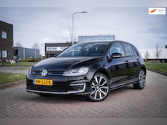 Volkswagen Golf - 1.4 TSI GTE RIJKLAAR