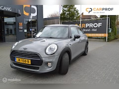 MINI Cooper - 1.5 Business BOVAG GARANTIE