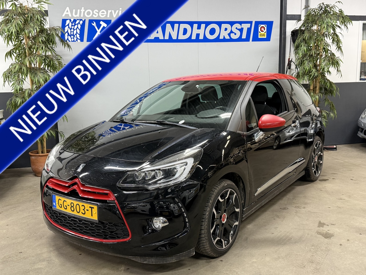 DS 3 - 1.2 PureTech So Red // Camera // Navi // Cruise - AutoWereld.nl