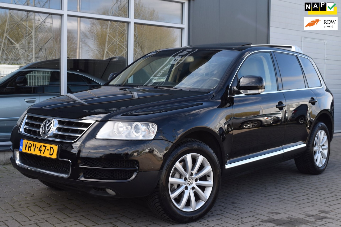 Volkswagen Touareg - 3.0 TDI | Clima | Cruise | Dak | APK 4-2027 - AutoWereld.nl