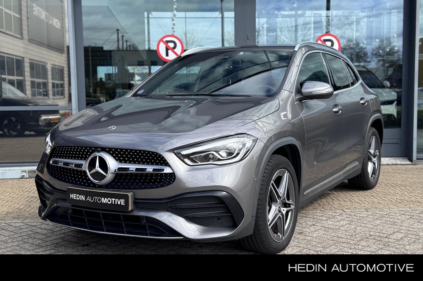 Mercedes-Benz GLA-Klasse - 250e Business Solution AMG Limited | Stoelverwarming | Camera | Trekhaak | - AutoWereld.nl