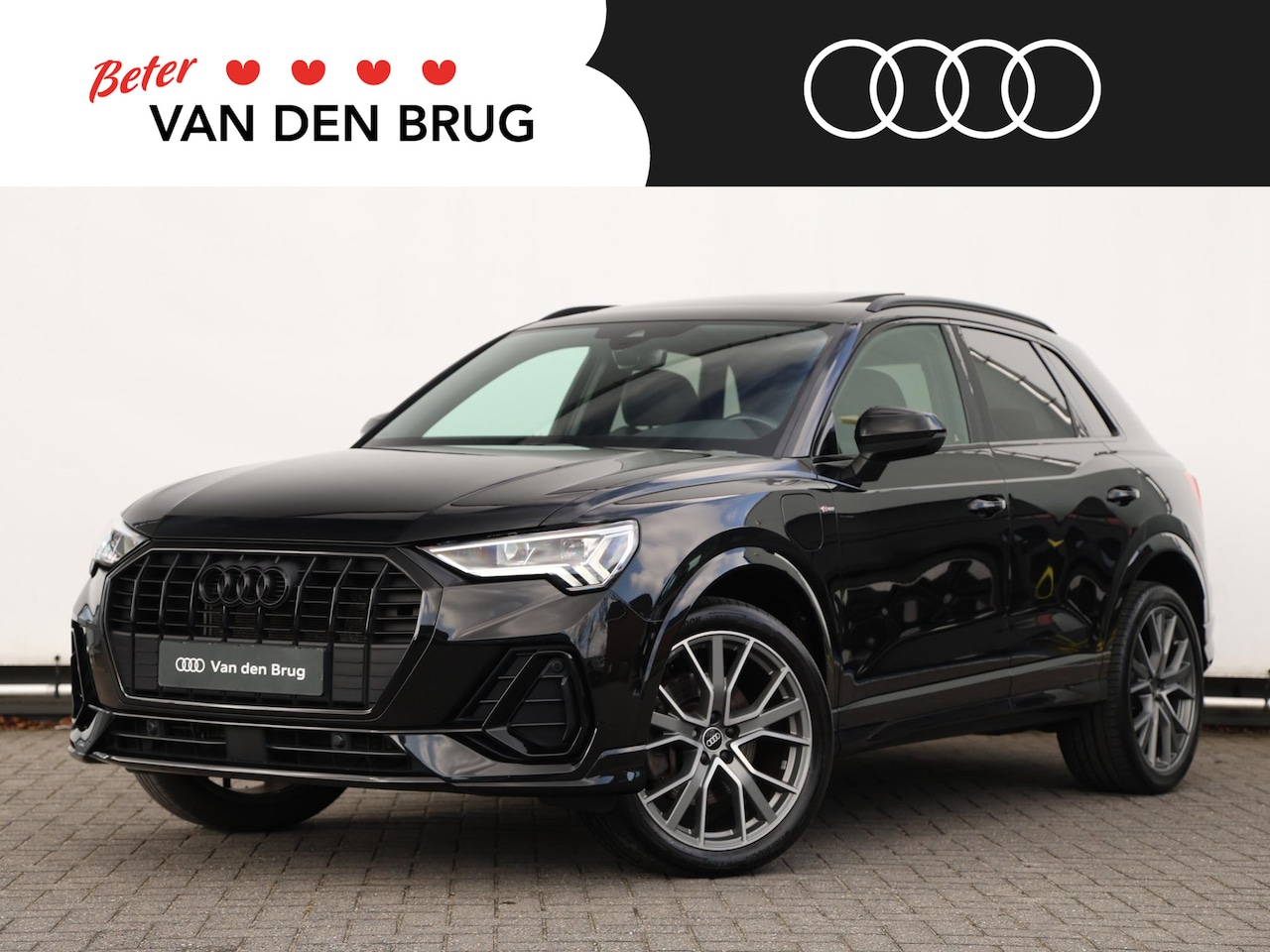 Audi Q3 - 45 TFSI e S edition | Pano | Trekhaak | Stoelverwarming | Achteruitrijcamera | Keyless | - AutoWereld.nl