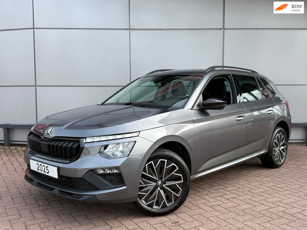 Skoda Kamiq - 1.0 TSI Business Edition | Camera | Carplay | Keyless | Stoelverwarming | - AutoWereld.nl