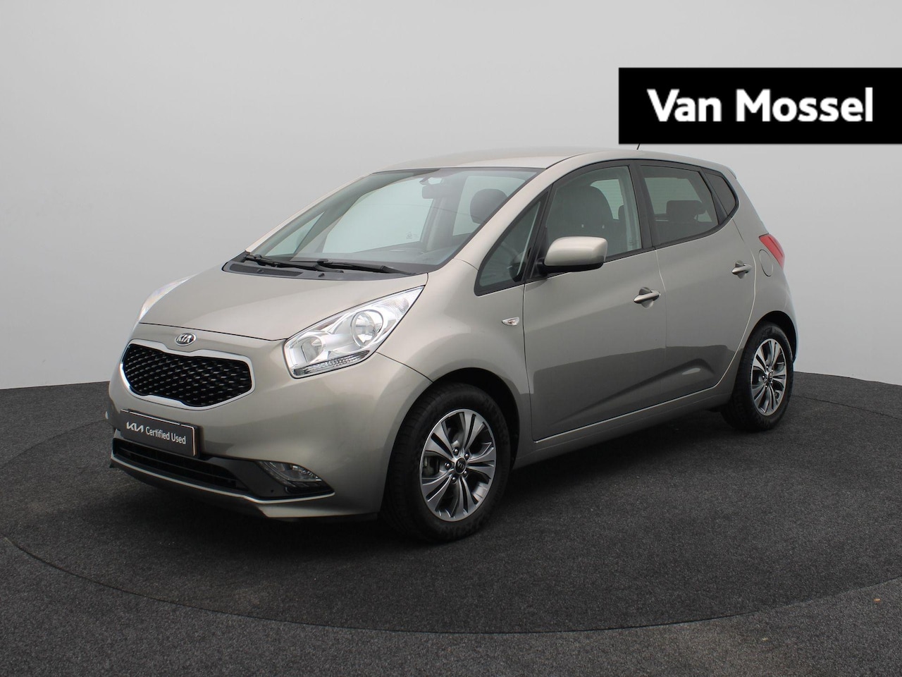 Kia Venga - 1.4 CVVT DynamicPLusLine Navi | Camera | Airco | Cruise | LM Velgen - AutoWereld.nl