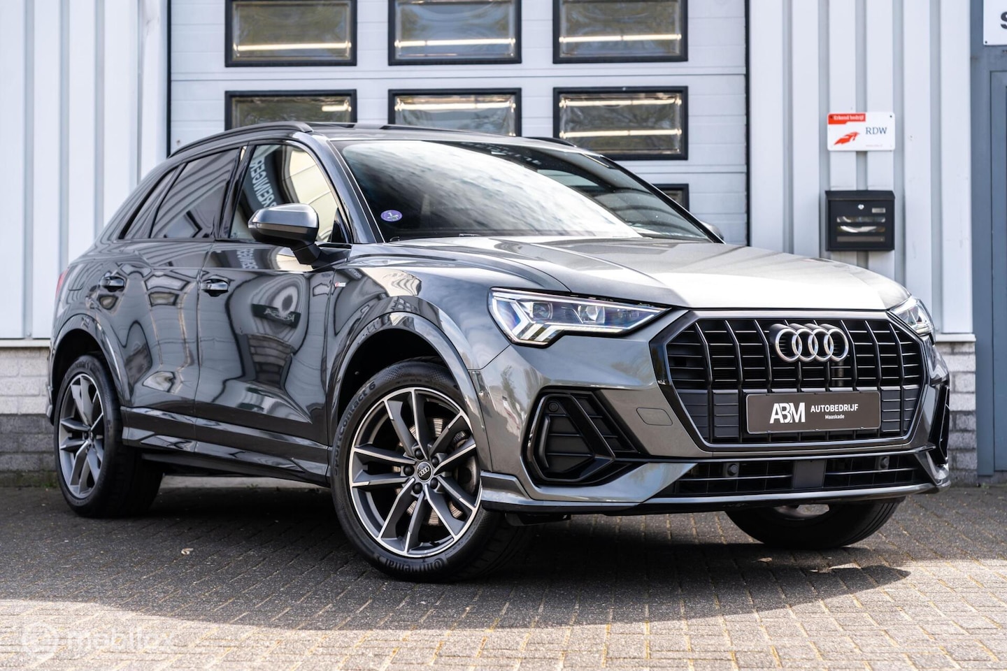 Audi Q3 - 45 TFSIe 3X S-Line PANO SFEER ACC MATRIX CAMERA VOL! - AutoWereld.nl