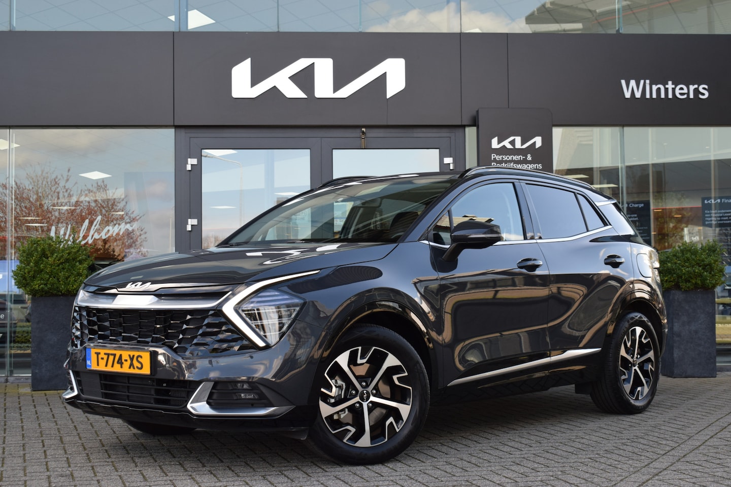 Kia Sportage - 1.6 T-GDi Hybrid DynamicPlusLine | Trekhaak | Automaat | Panorama dak | Tot 10Jr. Kia-Gara - AutoWereld.nl