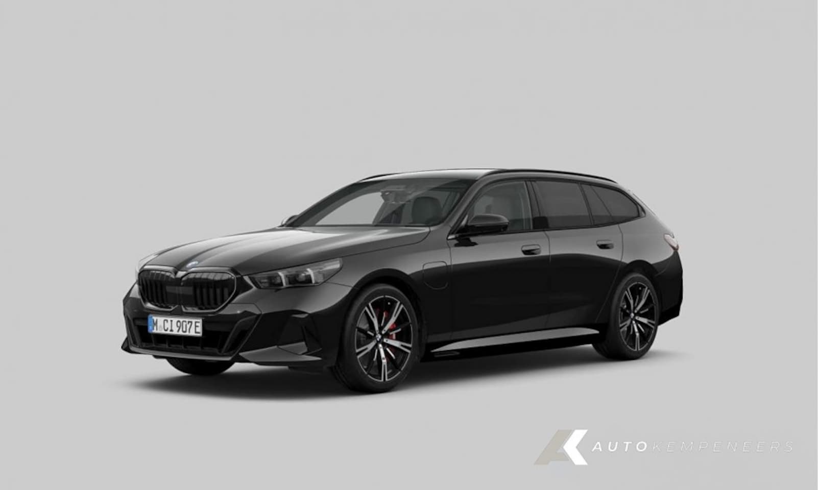 BMW 5-serie Touring - 550e xDrive M Sport Pro | Panorama | Harman/Kardon | Driving Ass. Plus | Trekhaak | Adapti - AutoWereld.nl