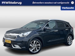 Kia Niro - 1.6 GDi Hybrid ExecutiveLine / Navigatie / Camera / App connect / Trekhaak / JBL / Leer /