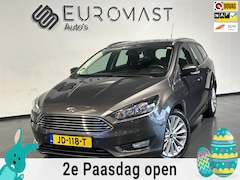 Ford Focus Wagon - 1.5 Titanium Navi Airco Cruise Pdc Trekhaak Stoelverwarming Nieuwe Apk