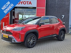Toyota Yaris Cross - 1.5 Hybrid Adventure TREKHAAK PDC ADAPTIVE CRUISE CAMERA HEAD-UP BLIND SPOT