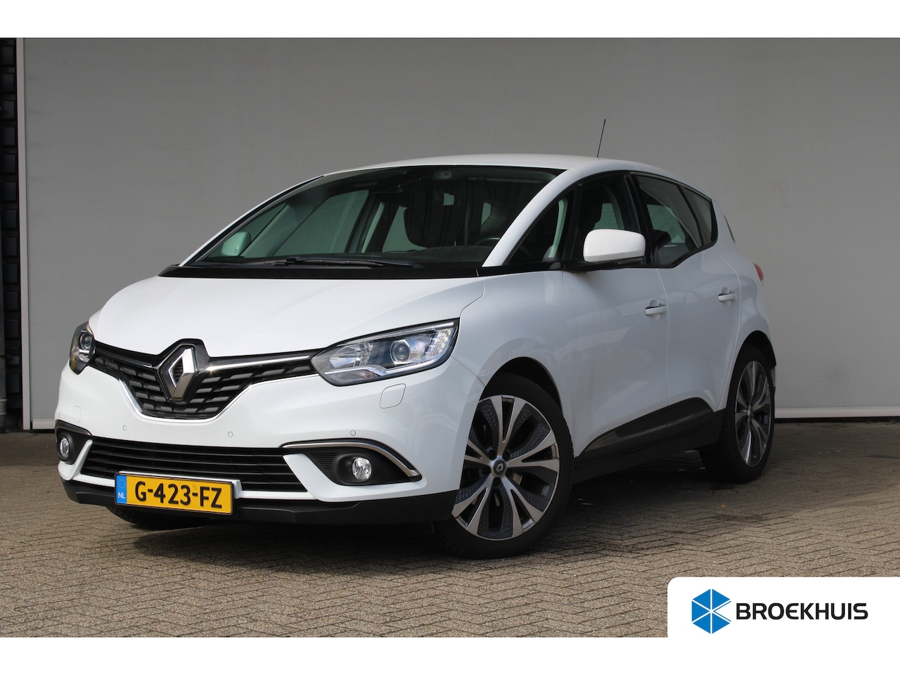 Renault Scénic - 1.2 TCe Intens | Trekhaak | Camera in binnenspiegel | Stoelverwarming | Stoelmassage | Cru - AutoWereld.nl