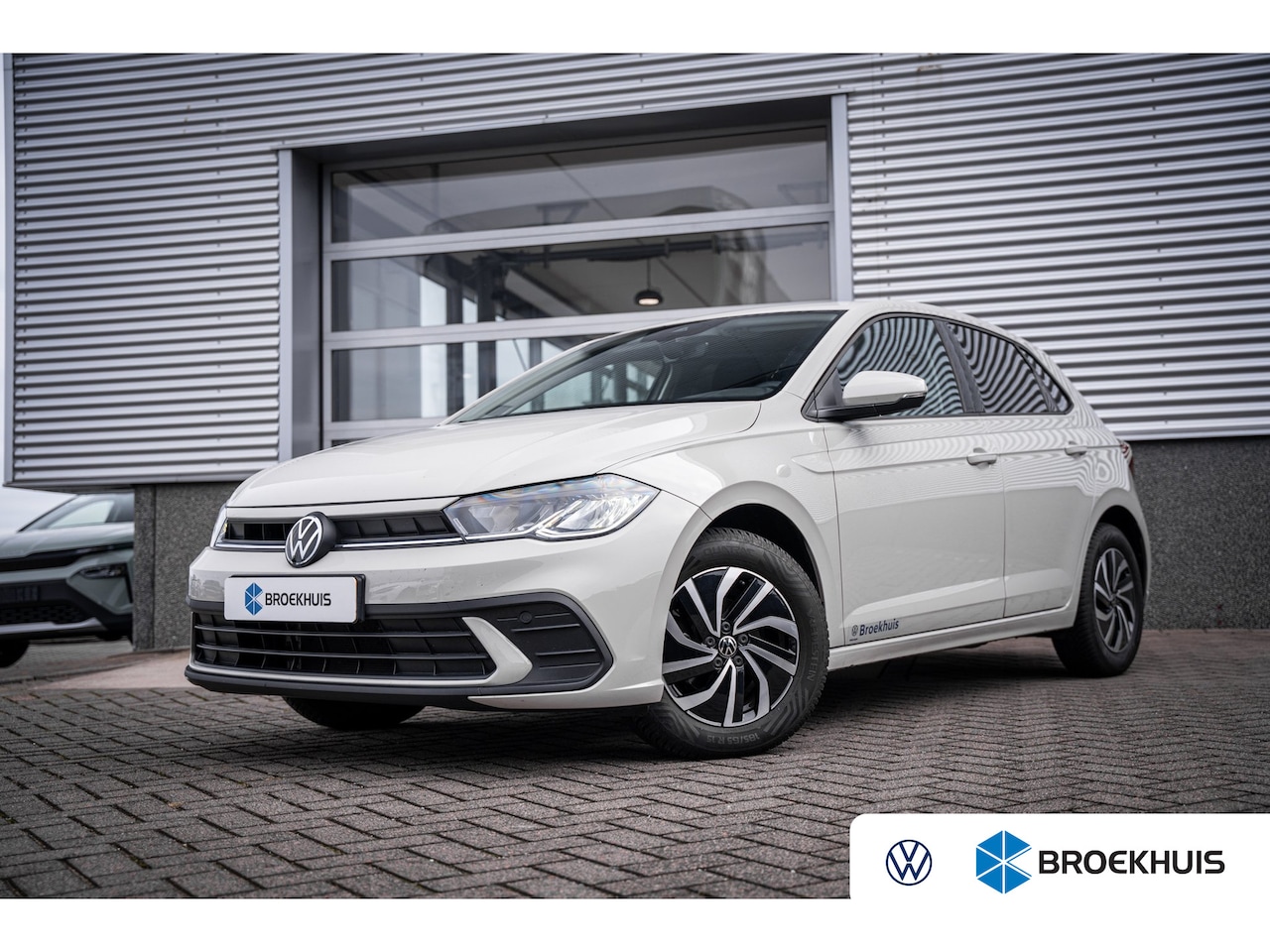 Volkswagen Polo - 1.0 TSI Life Edition | Achteruitrijcamera | Airco | Lichtmetalen velgen 15" - AutoWereld.nl