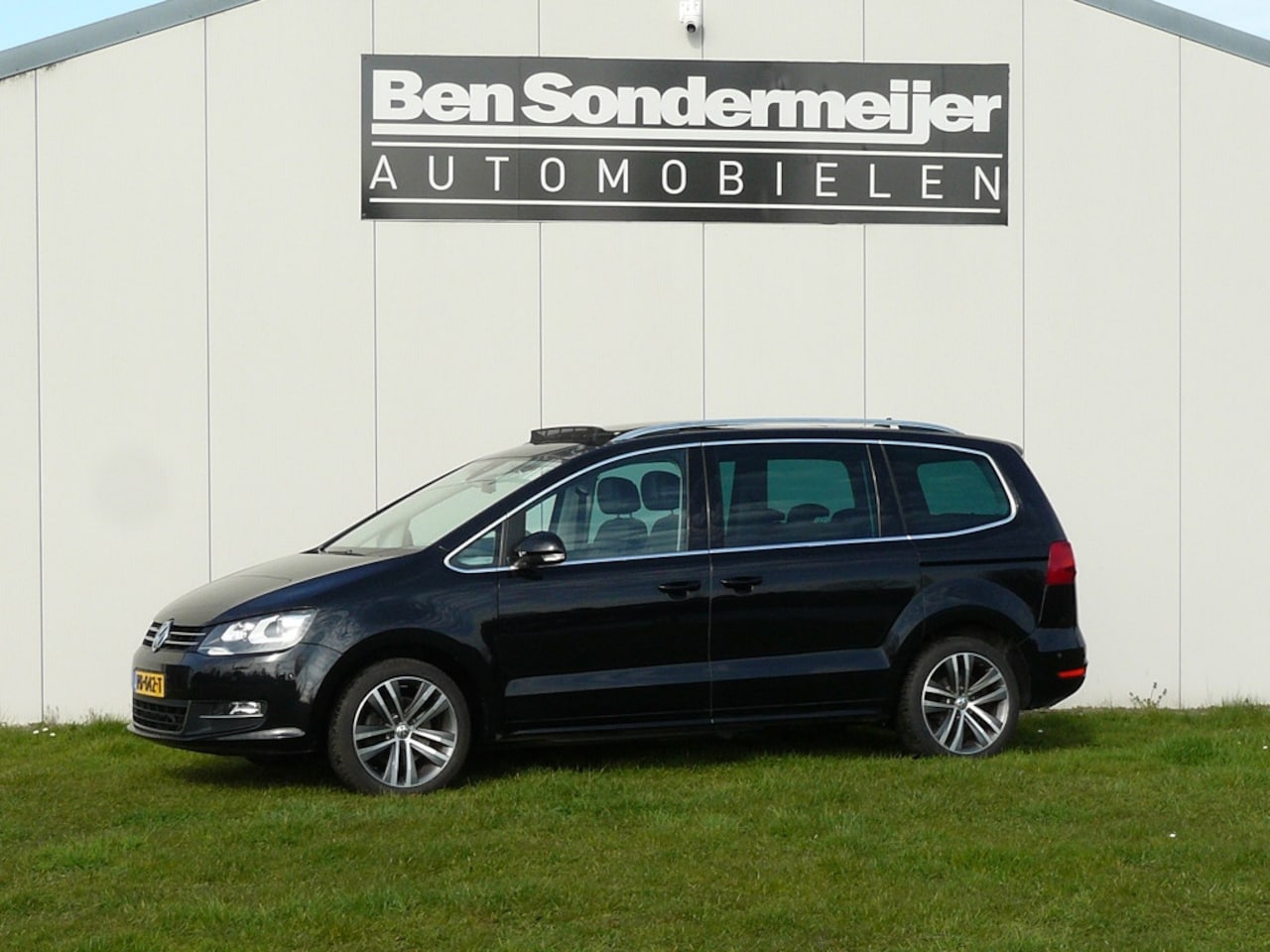 Volkswagen Sharan - 2.0 TDI Highline Edition 7p. 2.0 TDI Highline Edition 7p. - AutoWereld.nl