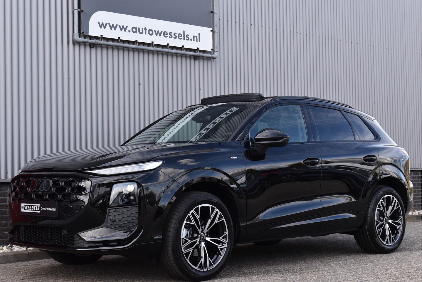 Audi Q3 - 35 TFSI S line S tronic NIEUWE TYPE, Panorama, Elek. trekhaak, Adaptive cruise, Camera, Vi - AutoWereld.nl