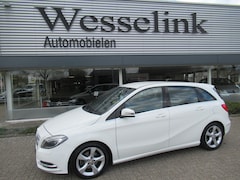 Mercedes-Benz B-klasse - 180 Ambition Automaat/Trekhaak