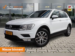 Volkswagen Tiguan - 1.4 TSI Connected Series | Trekhaak | Camera | 17 Inch |