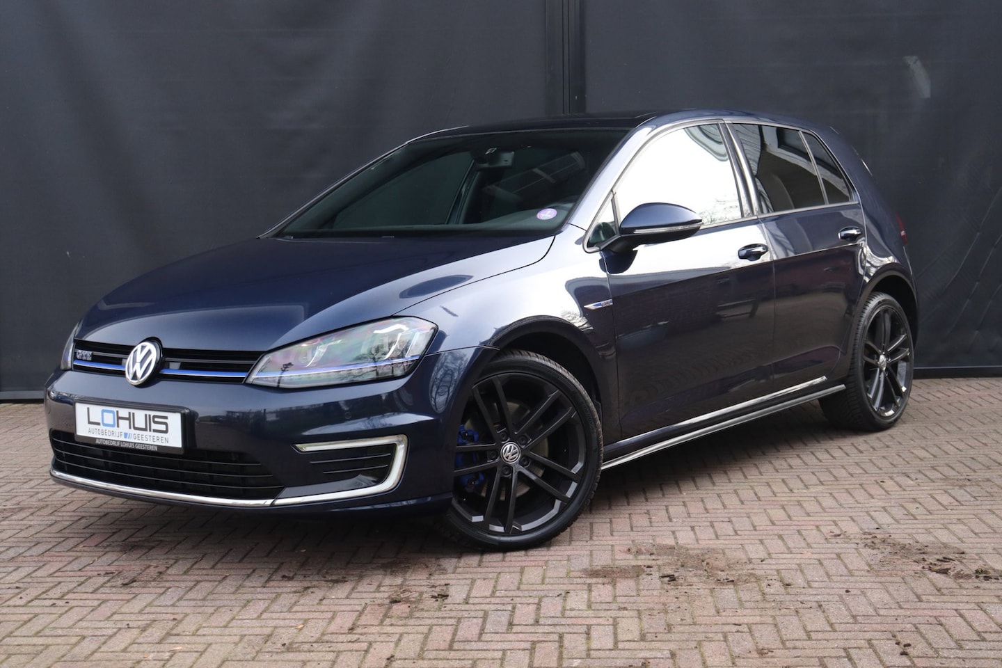 Volkswagen Golf - 1.4 TSI GTE | PANO | TREKHAAK | LED | 18" LMV | ALL SEASONS - AutoWereld.nl