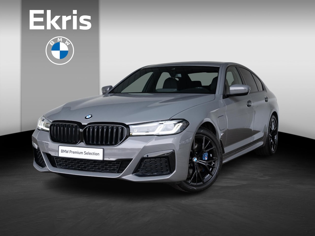BMW 5-serie - Sedan 530e | High Executive | M Sportpakket | Stoelverwarming | PDC | 19'' | Trekhaak - AutoWereld.nl