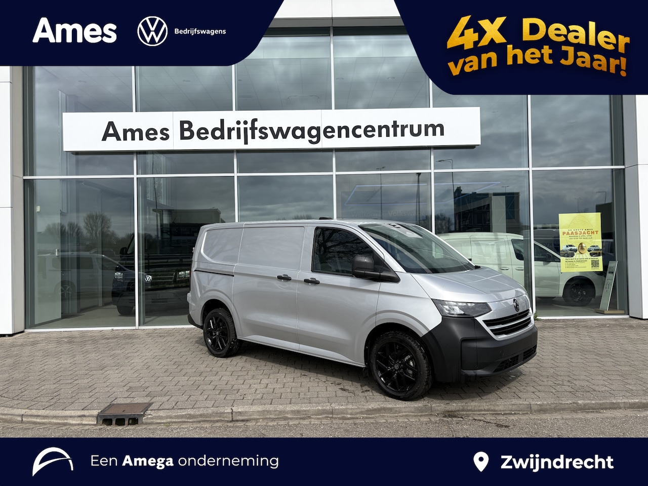 Volkswagen Transporter - 2.0 TDI L1H1 Life | 150pk Hand | Zwarte velgen | App connect | 3 Zits - AutoWereld.nl