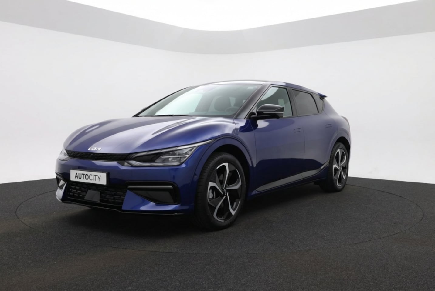 Kia EV6 - GT-Line 325pk AWD 77.4 kWh Pano l Warmtepomp l 360 Camera l VOL - AutoWereld.nl