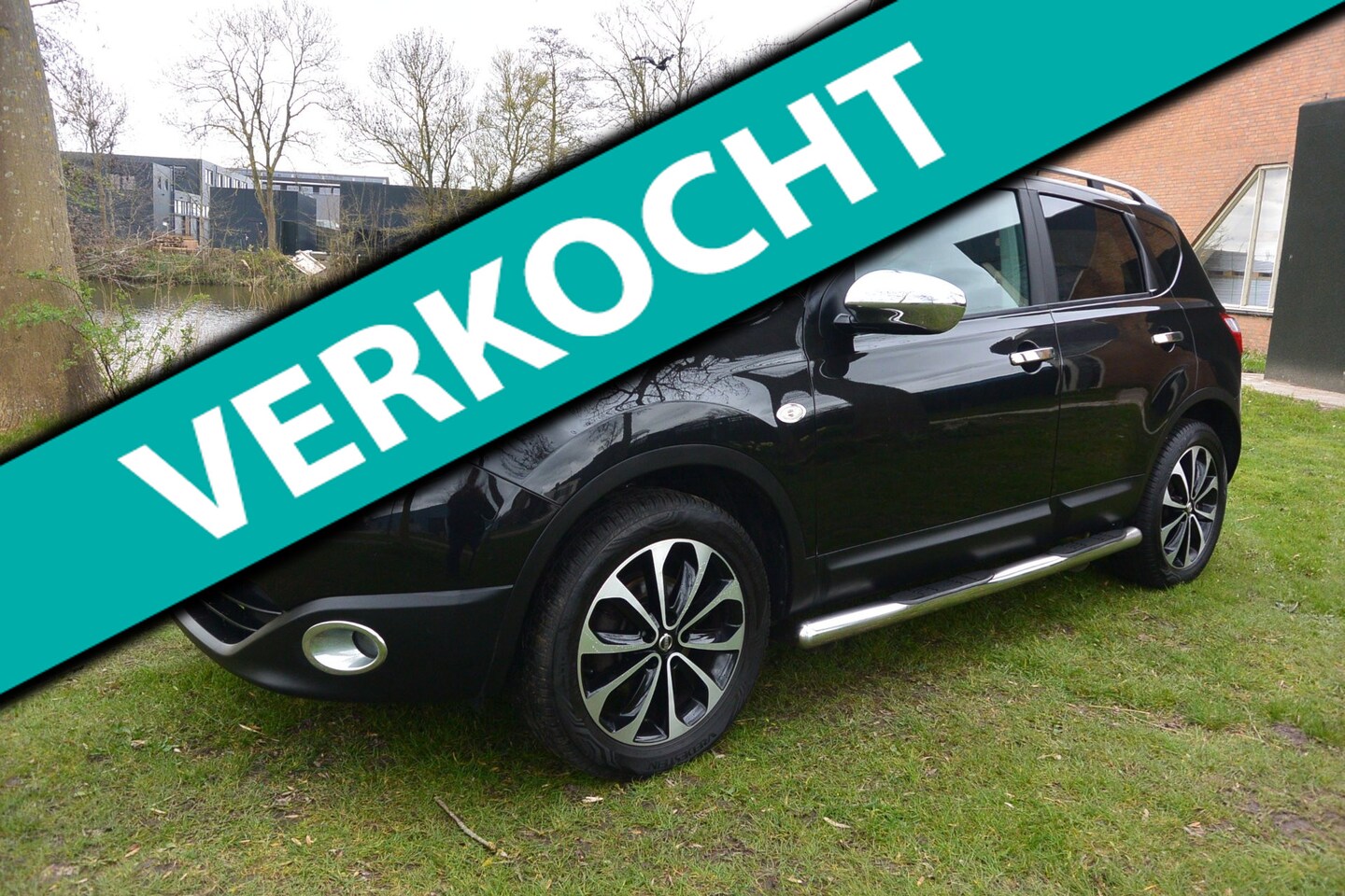 Nissan Qashqai - 2.0 Acenta*airco*cruise*panorama*Navigatie*trekhaak - AutoWereld.nl