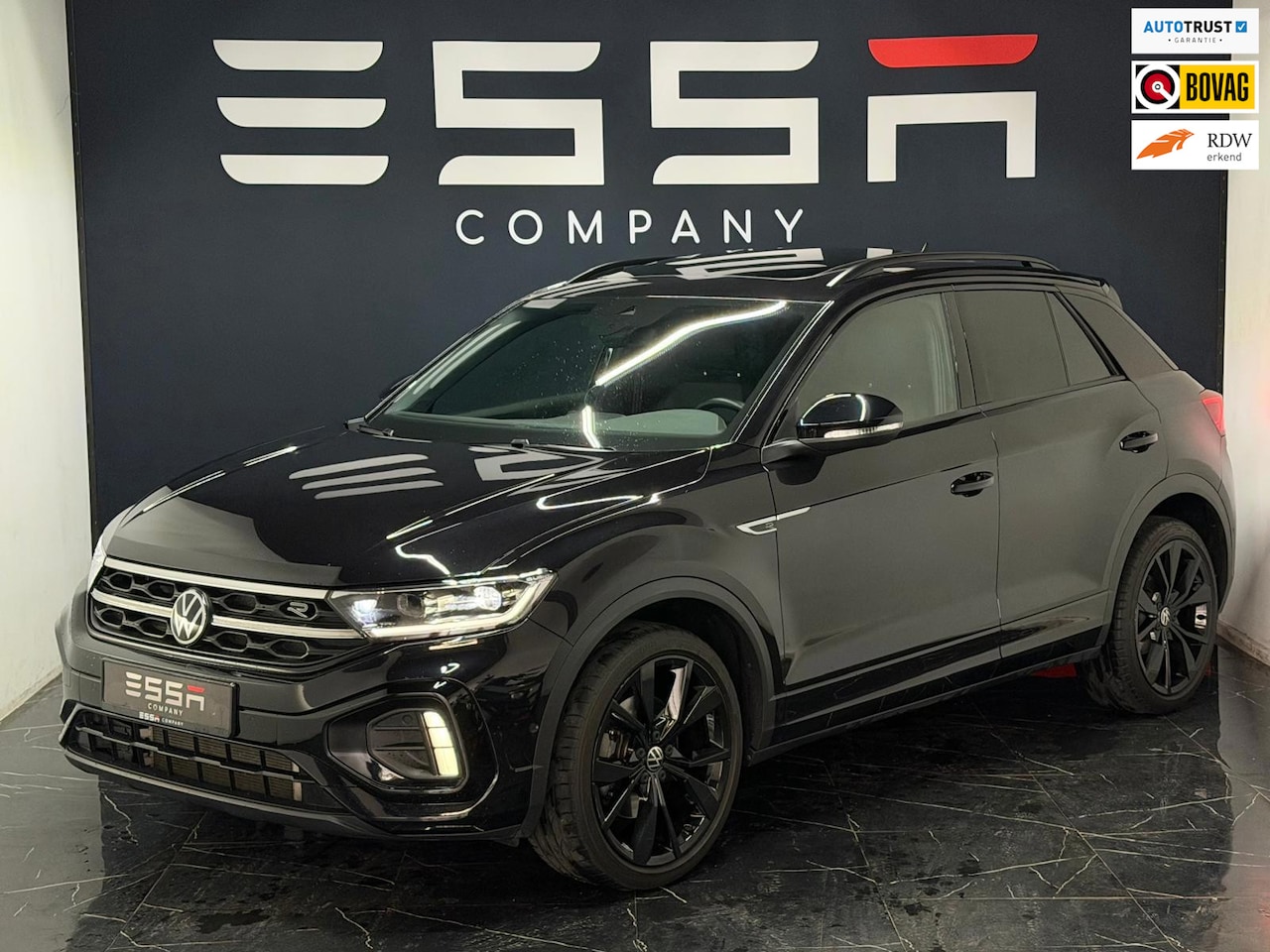 Volkswagen T-Roc - 1.5 TSI R-Line Pano CarPlay Keyless IQ Light - AutoWereld.nl