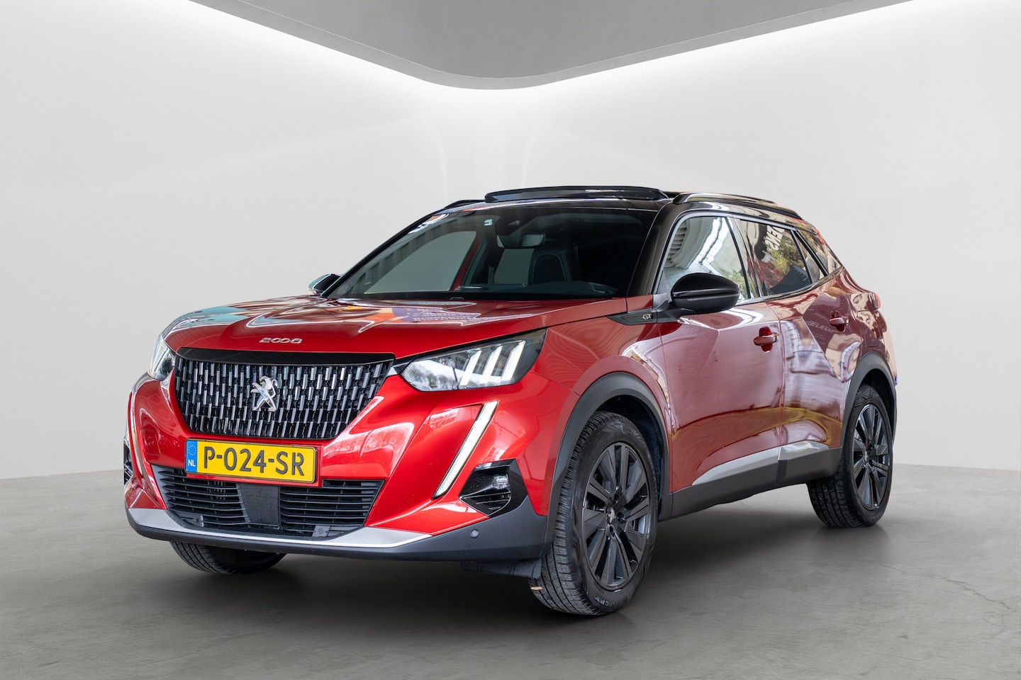 Peugeot 2008 - 1.2 Turbo GT Pack - AutoWereld.nl