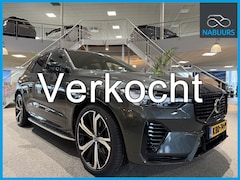 Volvo XC60 - 2.0 T8 Plug-in hybrid AWD Plus Dark, B&W audio, Luchtvering, Pano