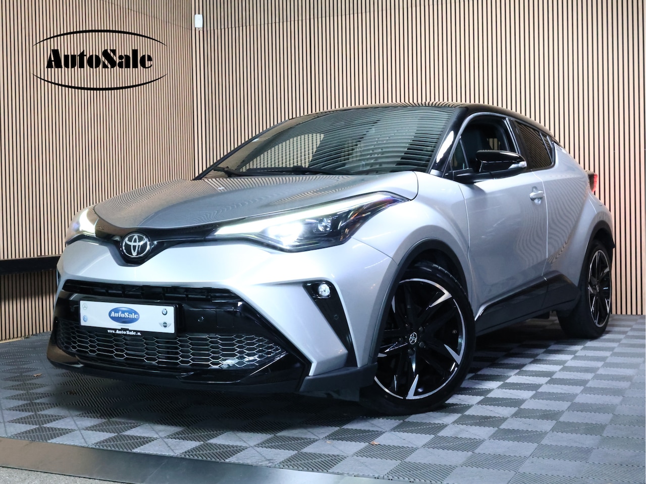 Toyota C-HR - 1.8 Hybrid GR-Sport FULL OPTIONS met Slechts 41.000 km '22 - AutoWereld.nl