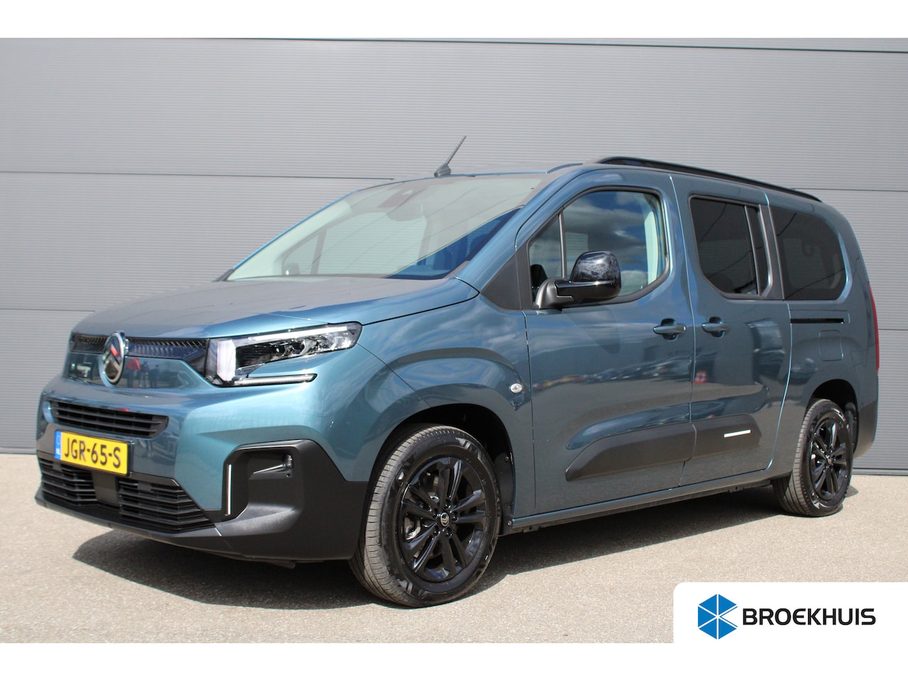 Citroën ë-Berlingo XL - Shine 50 kWh | Fase 3 laden | Navigatie | Camera | Apple carplay | Stoelverwarming | Clima - AutoWereld.nl
