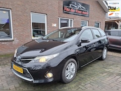 Toyota Auris Touring Sports - 1.8 Hybrid Aspiration. 1ste eigenaar, netjes en luxe uitgevoerd o.a. camera, navi, etc
