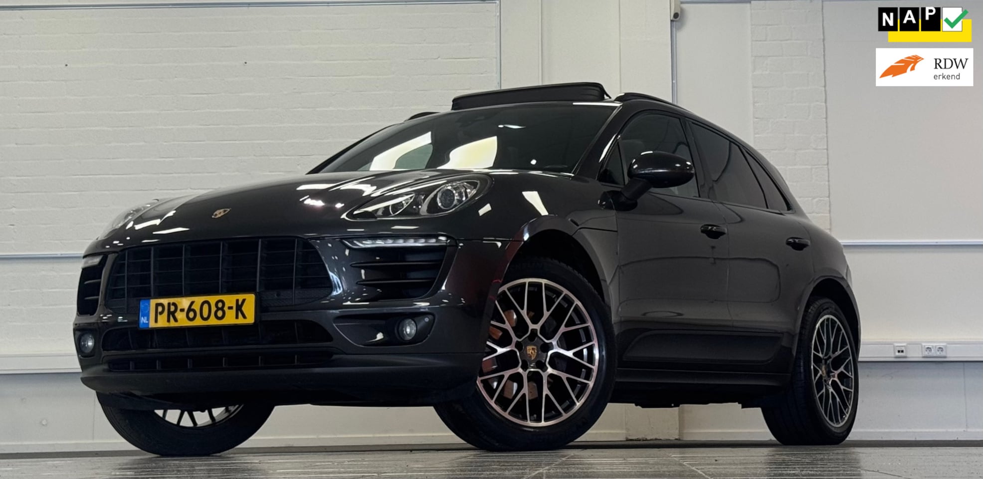 Porsche Macan - 2.0 Luchtvering Lerenbekleding Xenon Bose Panoramadak Trekhaak Mooi! - AutoWereld.nl