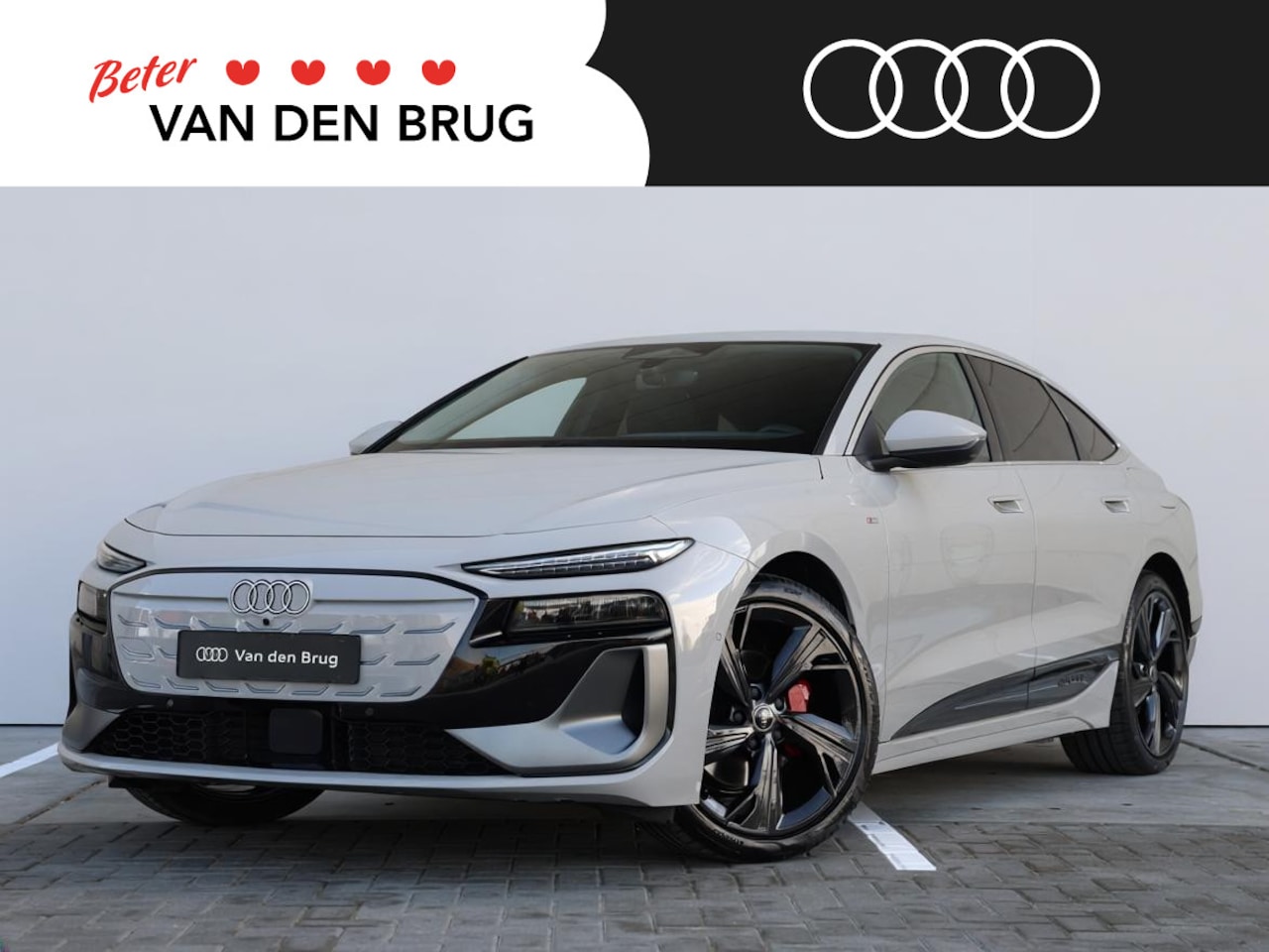 Audi A6 Sportback e-tron - edition 83 kWh | Bijrijderscherm | Trekhaak | 360° camera | Keyless | Elektr. verst. voors - AutoWereld.nl