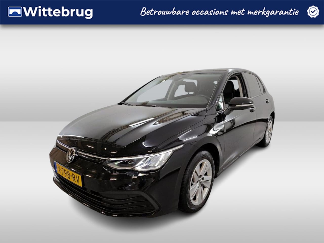 Volkswagen Golf - 1.0 eTSI DSG Life Business / Navigatie / PDC / Geheugen stoelen / Getint glas / 16'' LMV - AutoWereld.nl