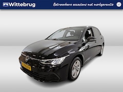 Volkswagen Golf - 1.0 eTSI DSG Life Business / Navigatie / PDC / Geheugen stoelen / Getint glas / 16'' LMV
