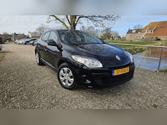 Renault Mégane - 1.6 Authentique | 66.000 NAP + Airco + Cruise nu € 6.975,