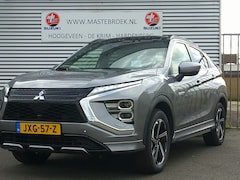 Mitsubishi Eclipse Cross - 2.4 PHEV Intense+ Automaat Staat in Hoogeveen