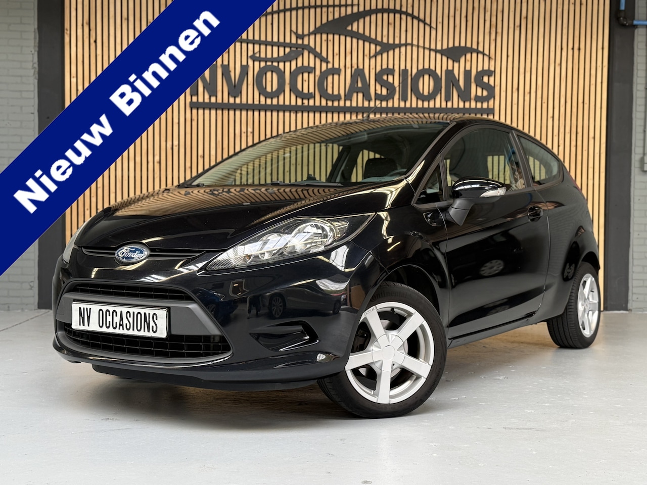Ford Fiesta - 1.25 Limited AIRCO/ELEKR/CENTV/NAP/15"/APK/SPORTIEF! - AutoWereld.nl