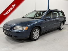 Volvo V70 - 2.4 Kinetic AUTOMAAT / YOUNGTIMER