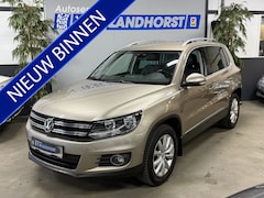 Volkswagen Tiguan - 2.0 TSI Sport&Style 4Motion // 4x4 // Leer // Camera // Ecc