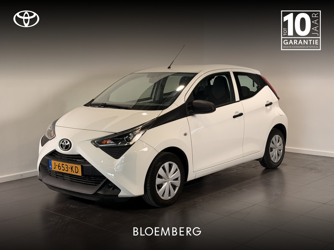 Toyota Aygo - 1.0 VVT-i x-fun | Airco | Zeer lage Km-stand | - AutoWereld.nl