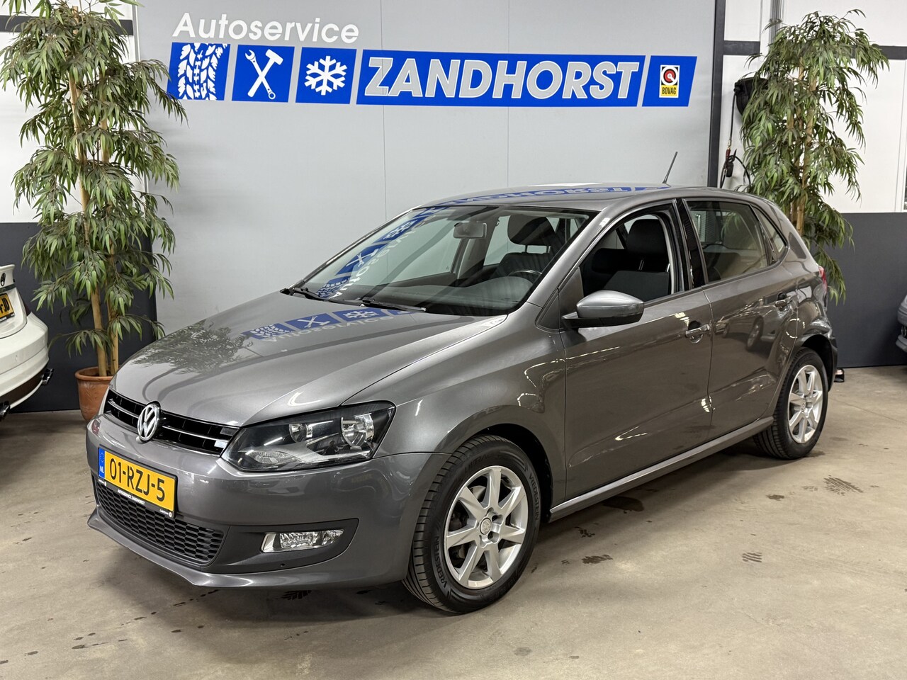 Volkswagen Polo - 1.4-16V Comfortline // Autom. // Cruise // Airco // LM velgen - AutoWereld.nl